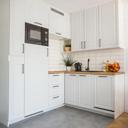 Center Pereca, Next To Warsaw's Business District & Metro Onz, By Warsawskyline * Warsaw