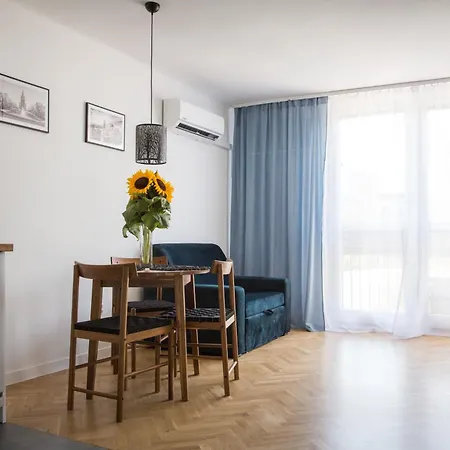 City Center Pereca, In Warsaw'S Business District & Metro Onz, Aircon, By Warsawskyline Apartments Warszawa