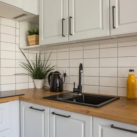 Center Pereca, Next To Warsaw's Business District & Metro Onz, By Warsawskyline *